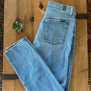 7FAM Peggi Straight Leg Jean